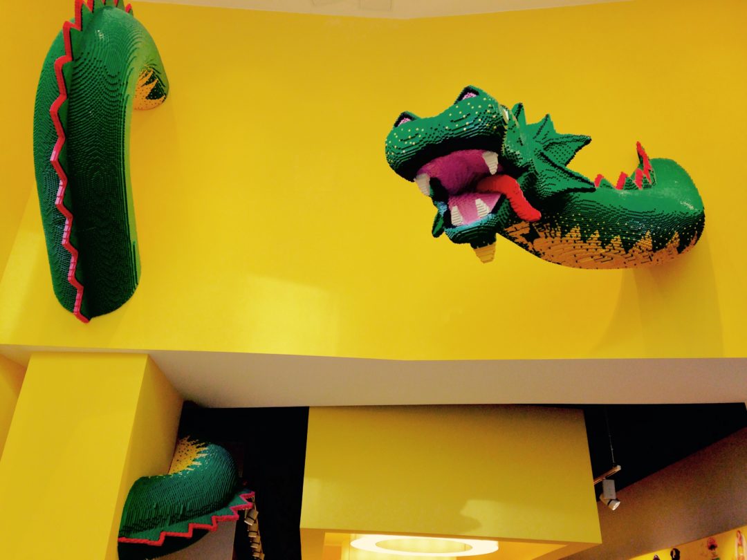 Lego Store Dragon
